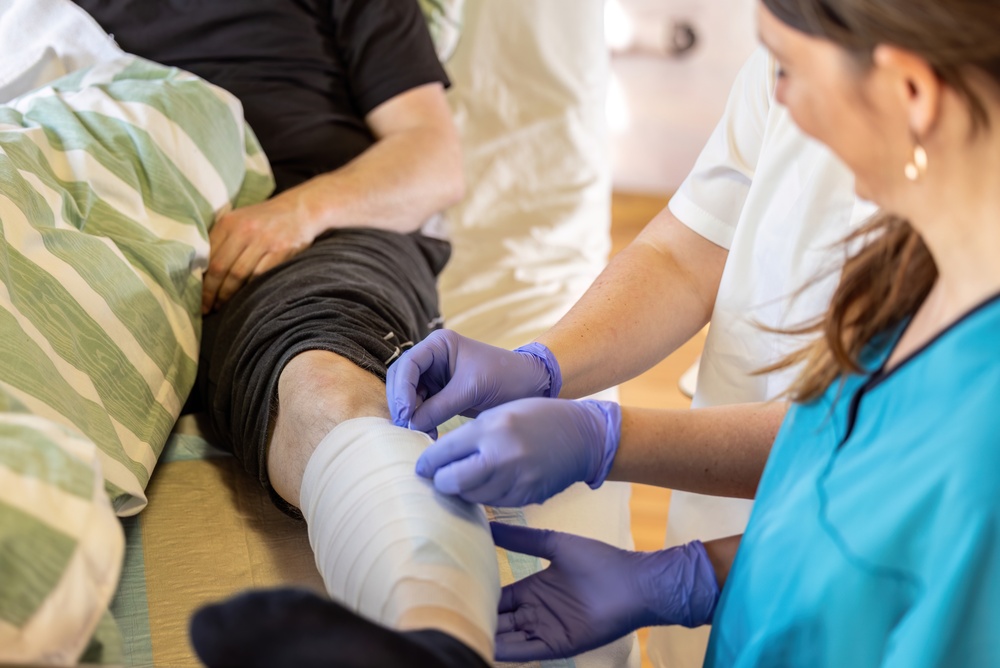 Skin Grafts, Wound Care, Wound Healing, Reconstructive Surgery, Skin Graft Recovery, Skin Graft Failure, Graft Take